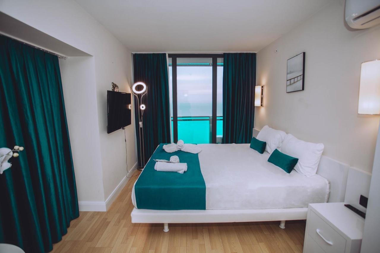 Batumi Luxury Resort & Sea View Aparthotel Exteriör bild