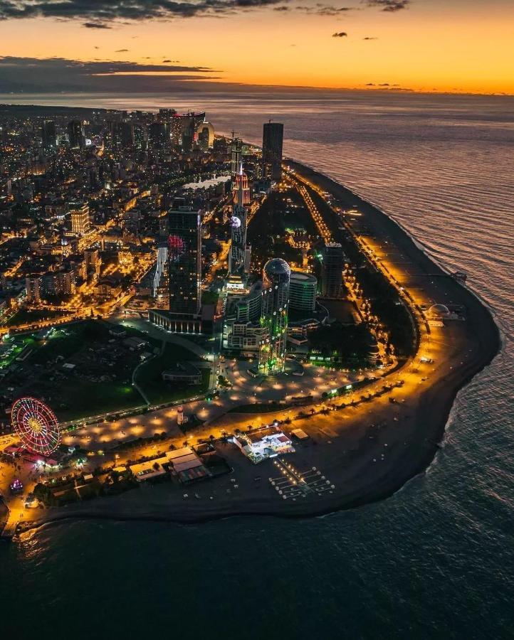 Batumi Luxury Resort & Sea View Aparthotel Exteriör bild